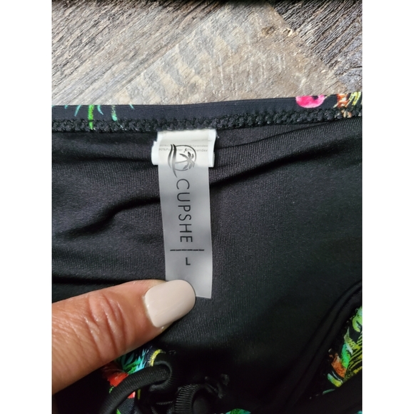 Cupshe Bikini - Picture 2 of 2